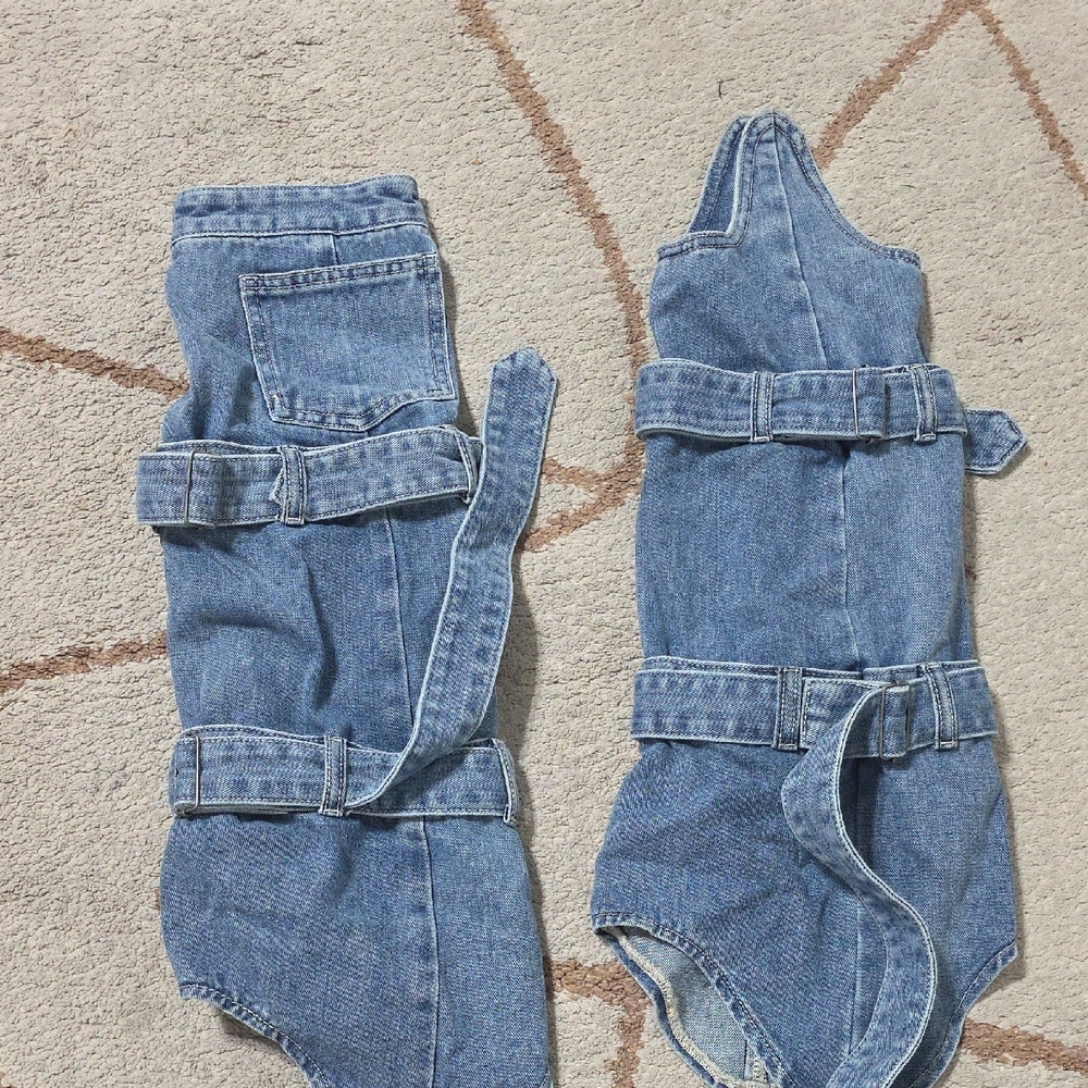 AKIRA Blue Denim Leg Warmer - Picture 2 of 5
